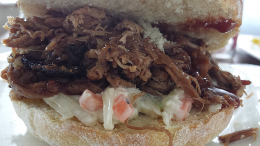 Pulled Beef und Coleslaw